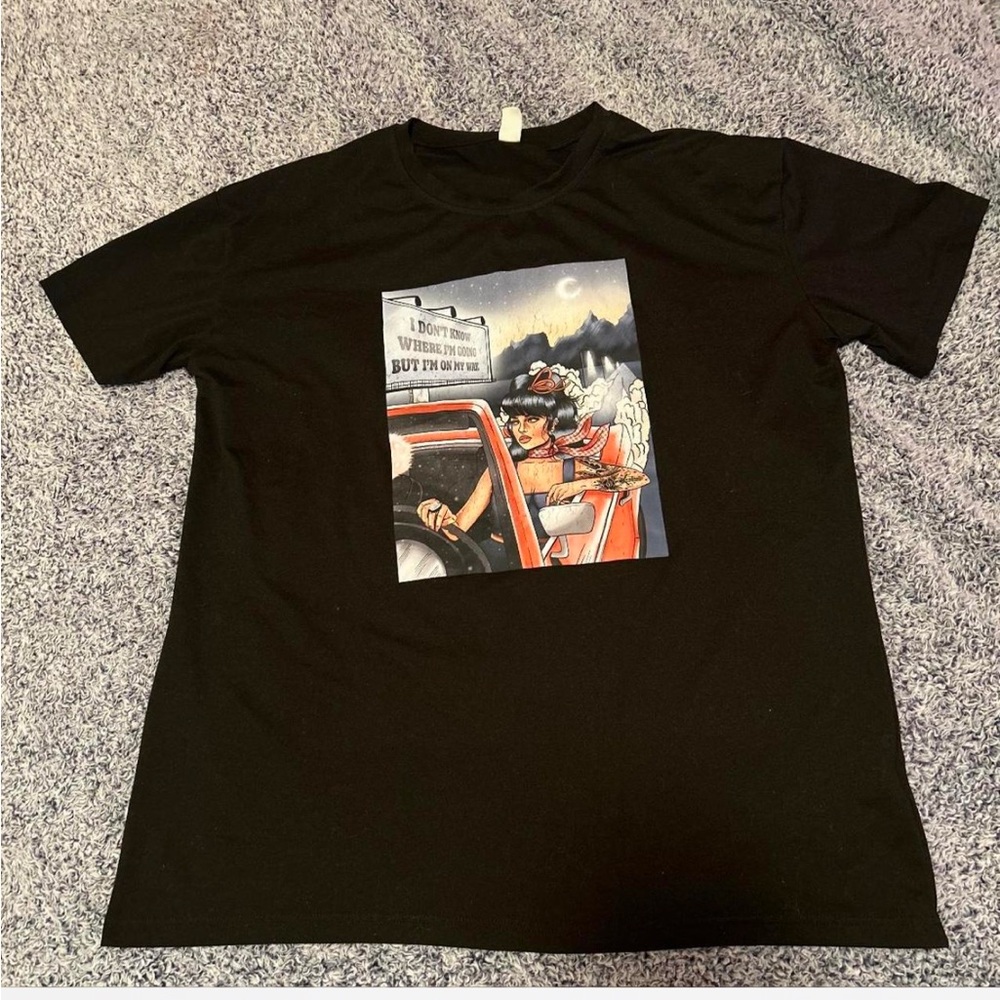 Black t shirt